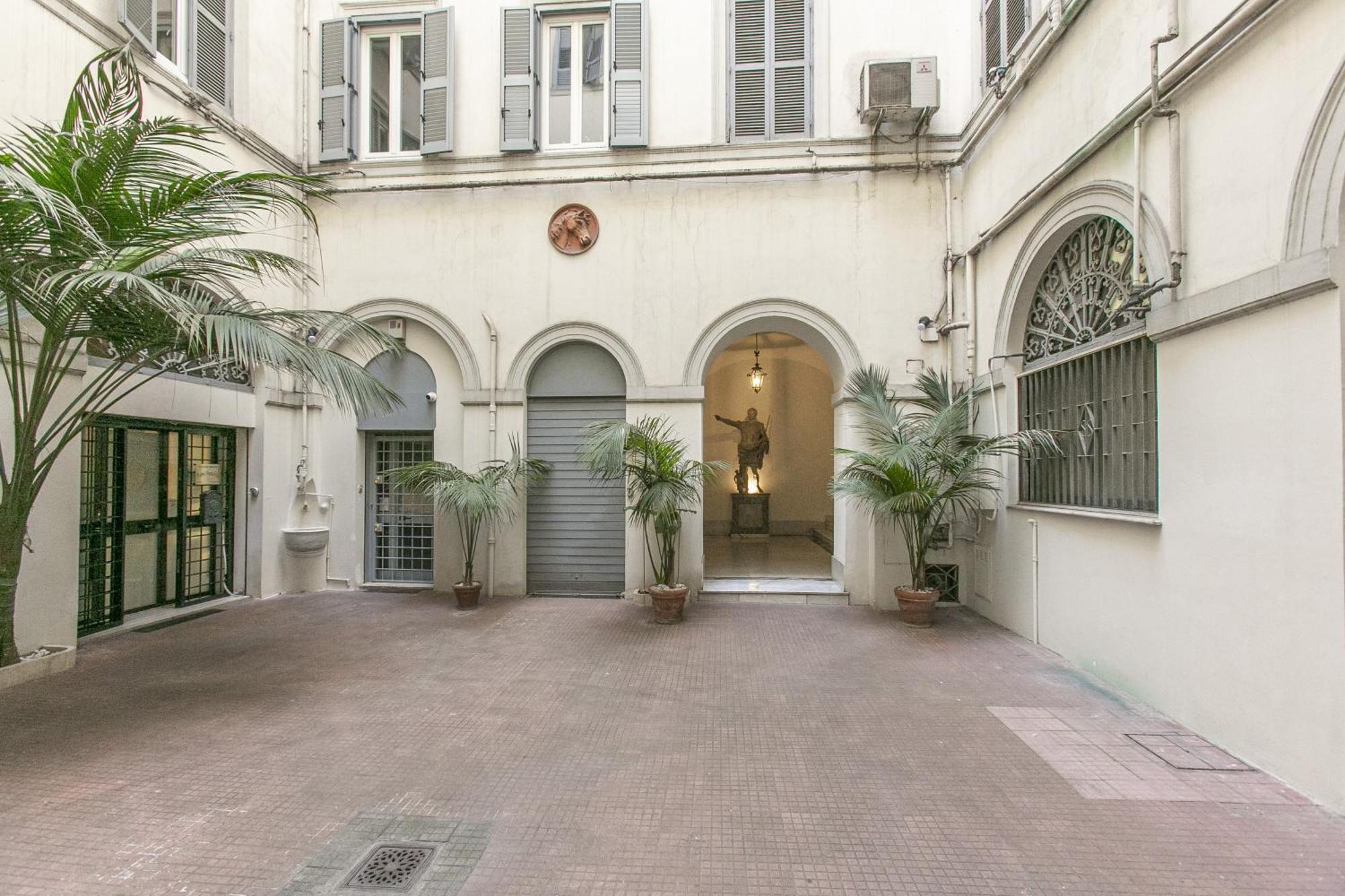 Attico Nel Cuore Di Roma Con Box Privato Per Auto Bagian luar foto