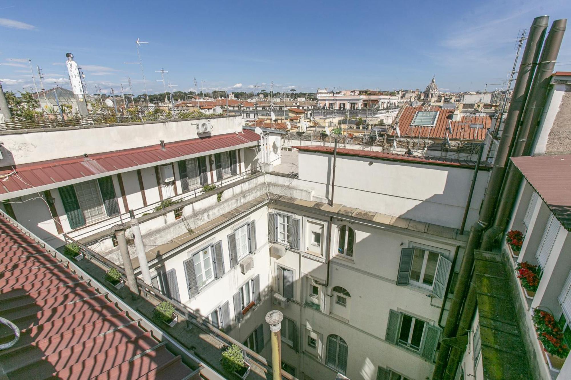 Attico Nel Cuore Di Roma Con Box Privato Per Auto Bagian luar foto